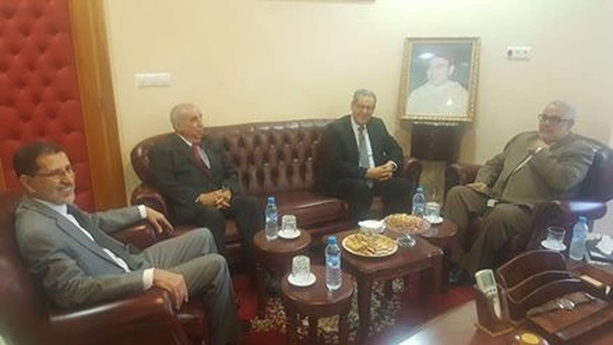 Mohand Laenser a rencontré Abdelilah Benkirane en compagnie de l'ancien ministre Saïd Ameskane.

