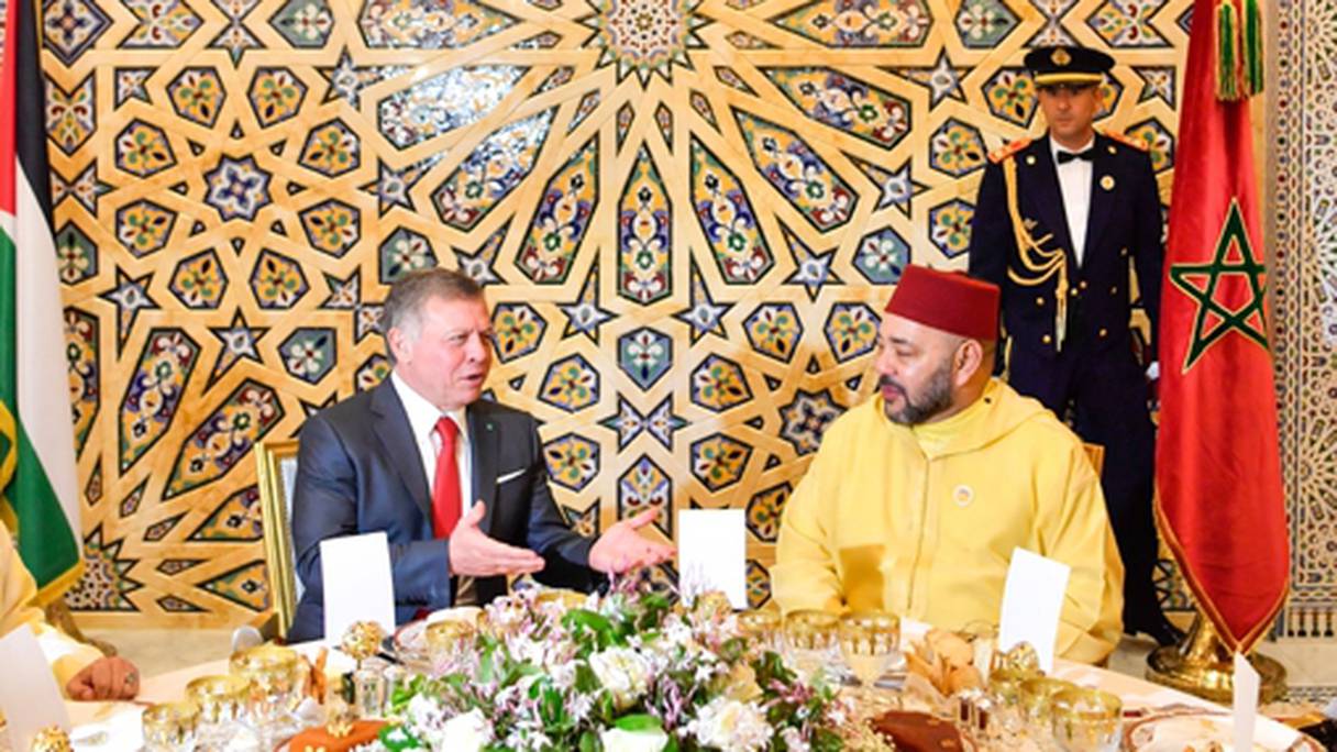 Le roi Mohammed VI a offert, le 22 mars, un dîner en l'honneur du roi Abdallah de Jordanie.
