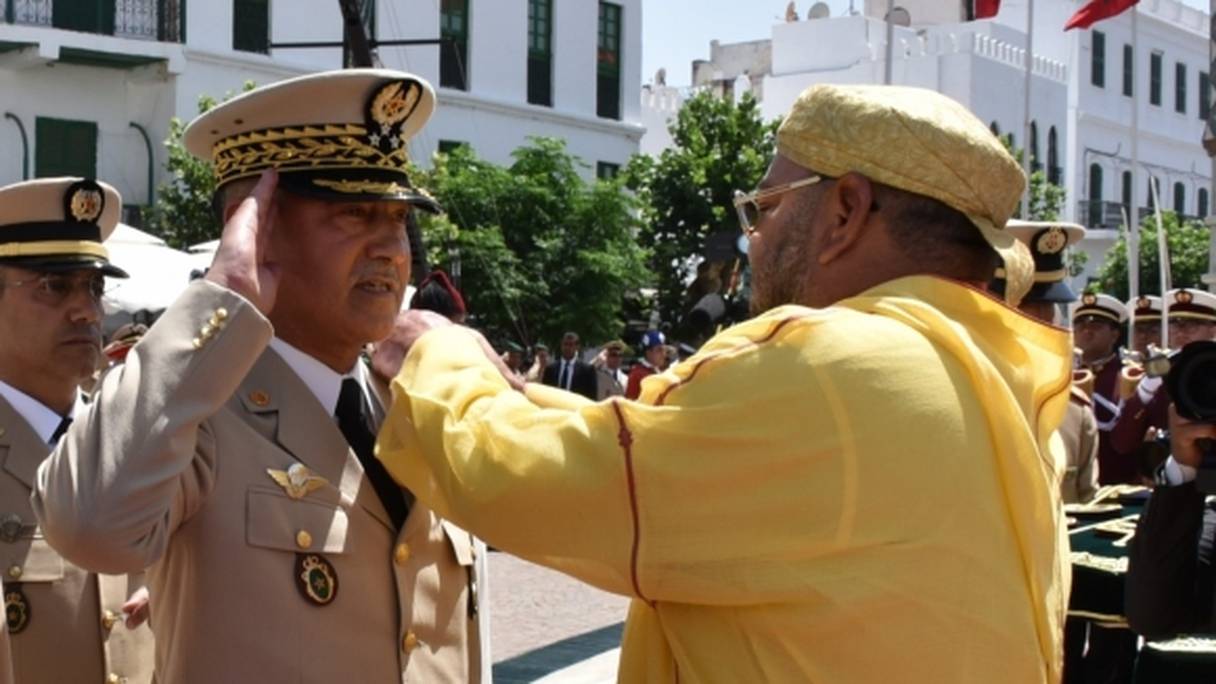Abdelfatah Louarak, inspecteur général des FAR, a été promu par le Roi général de corps d'armée, à l'occasion du 18ème anniversaire de l'intronisation du Souverain, le 31 juillet 2017.
