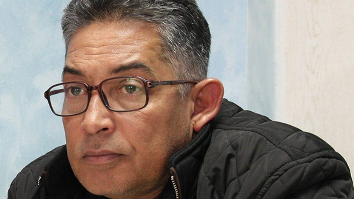 Hassan Shimi, journaliste de la MAP, assassiné à son domicile à Témara.
