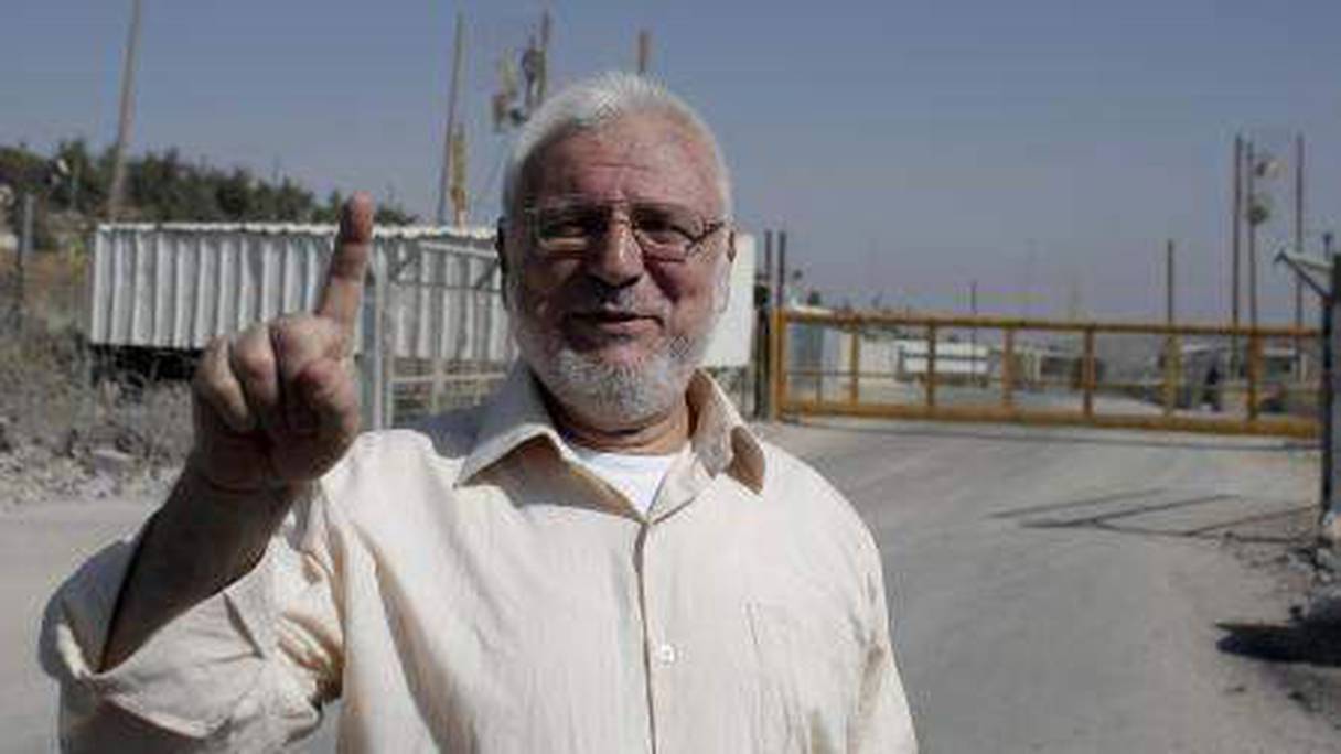 Le président du Conseil législatif palestinien, Aziz Dweik, avait été arrêté le 16 juin 2014 en Cisjordanie occupée.
