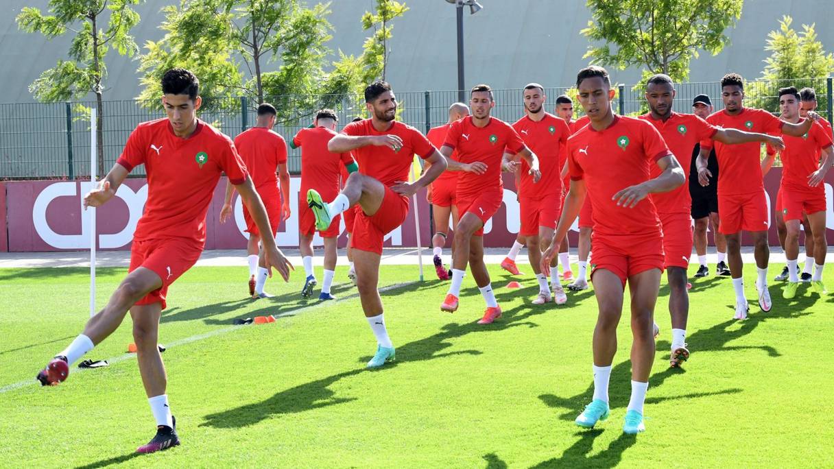 Les Lions de l'Atlas lors d'une séance d'entrainement au Complexe Mohammed VI de football.
