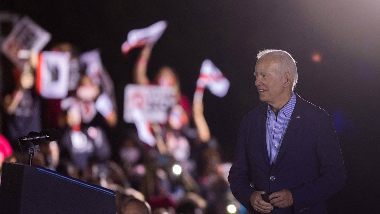 Le président américain Joe Biden assiste à un meeting de soutien au gouverneur de Californie Gavin Newsom, au Long Beach City College, le 13 septembre 2021 à Long Beach, en Californie.
