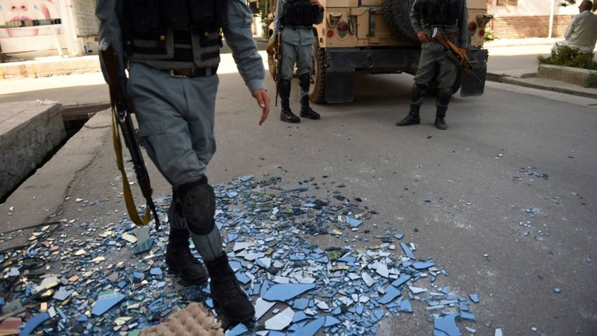 Forces de sécurité sur le lieu d'un attentat le 6 septembre 2016 à Kaboul.
