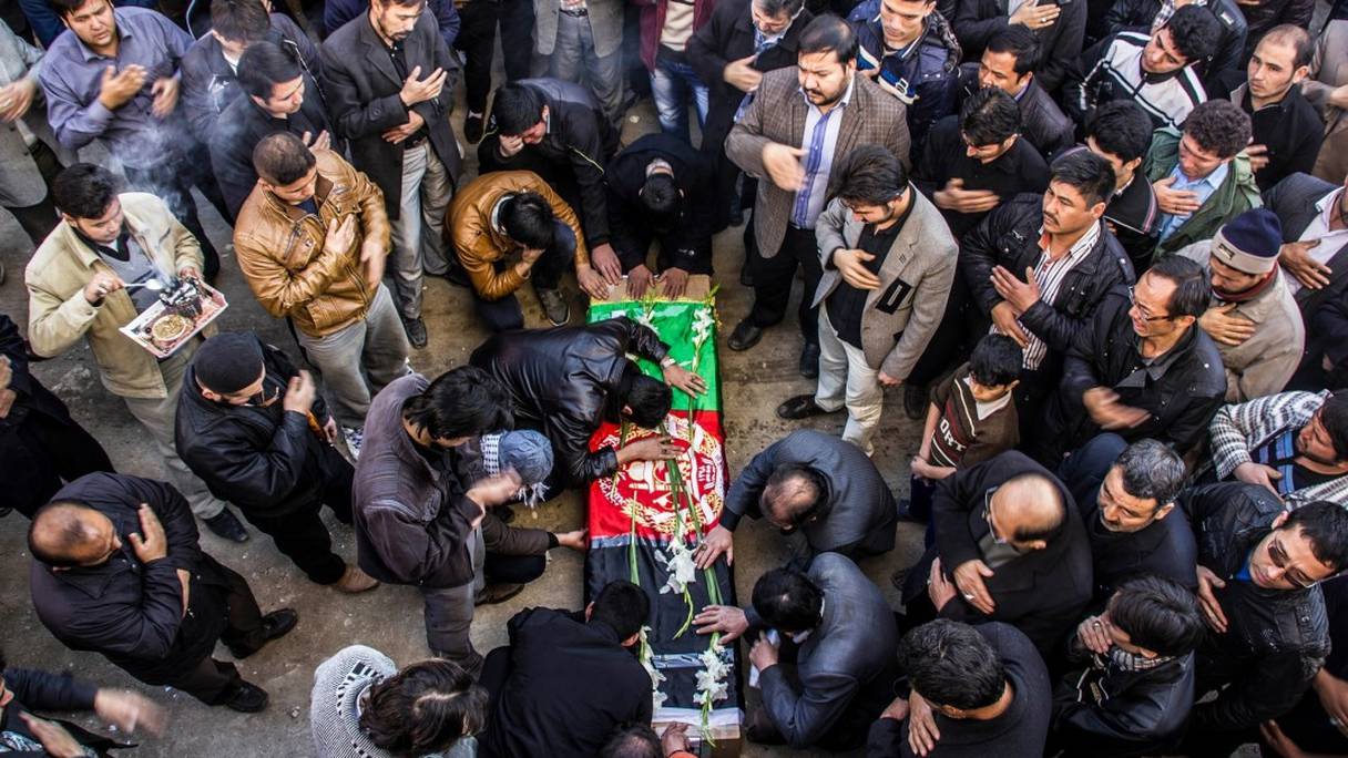 Funérailles d'un combattant afghan tombé en Syrie.
