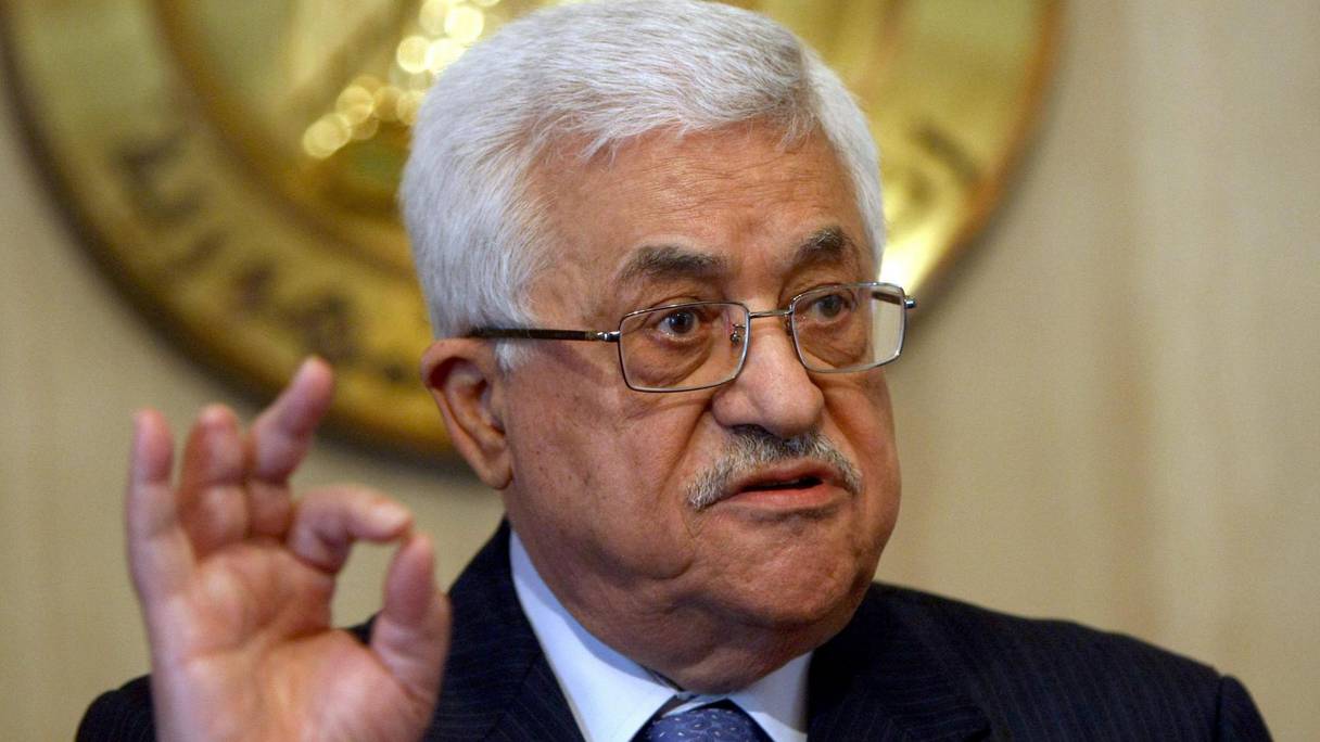La démission de Mahmoud Abbas de la présidence de la plus haute instance exécutive de la direction palestinienne, n'affectera  pas ses fonctions à la tête de l'Autorité palestinienne.

