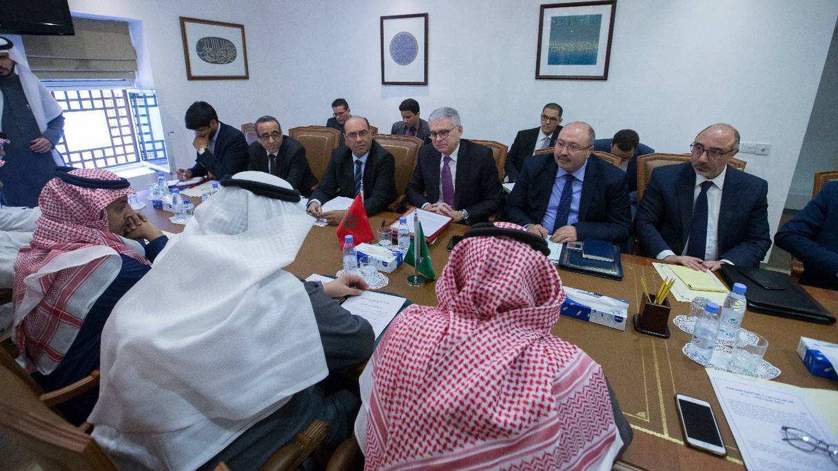 La réunion entre dans le cadre des préparatifs de la 13e rencontre de la commission mixte.
