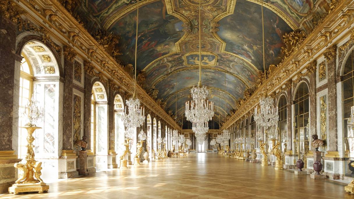 La galerie des glaces, château de Versailles. 
