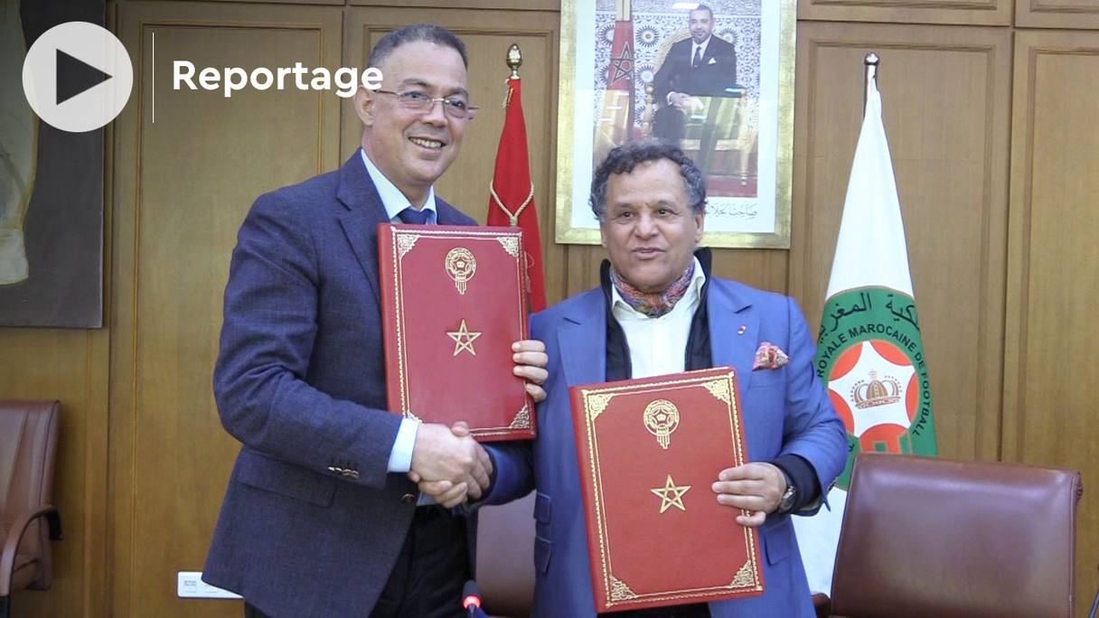 Le président de la FNM, Mehdi Qotbi, et le président de la FRMF, Faouzi Lekjaa, ont signé ce lundi 28 mars 2022 à Rabat une convention bilatérale en vertu de laquelle la gestion du futur musée national du Football a été confiée à la FNM.
