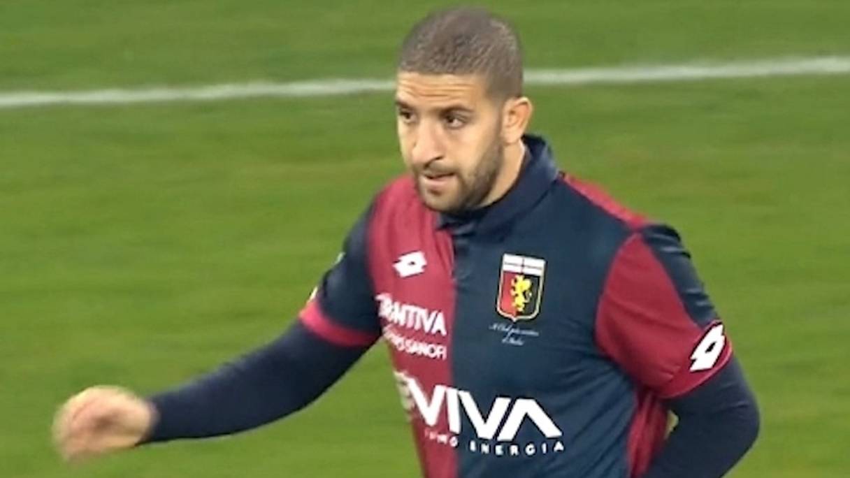 Adel Taarabt sous les souleurs de son club Genoa.
