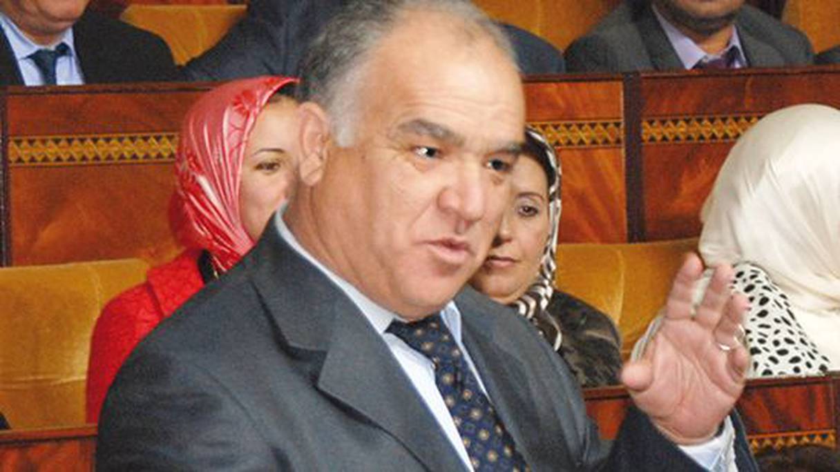 Le député istiqlalien Noureddine Mediane a accusé Hassad de complicité avec des mafias.
