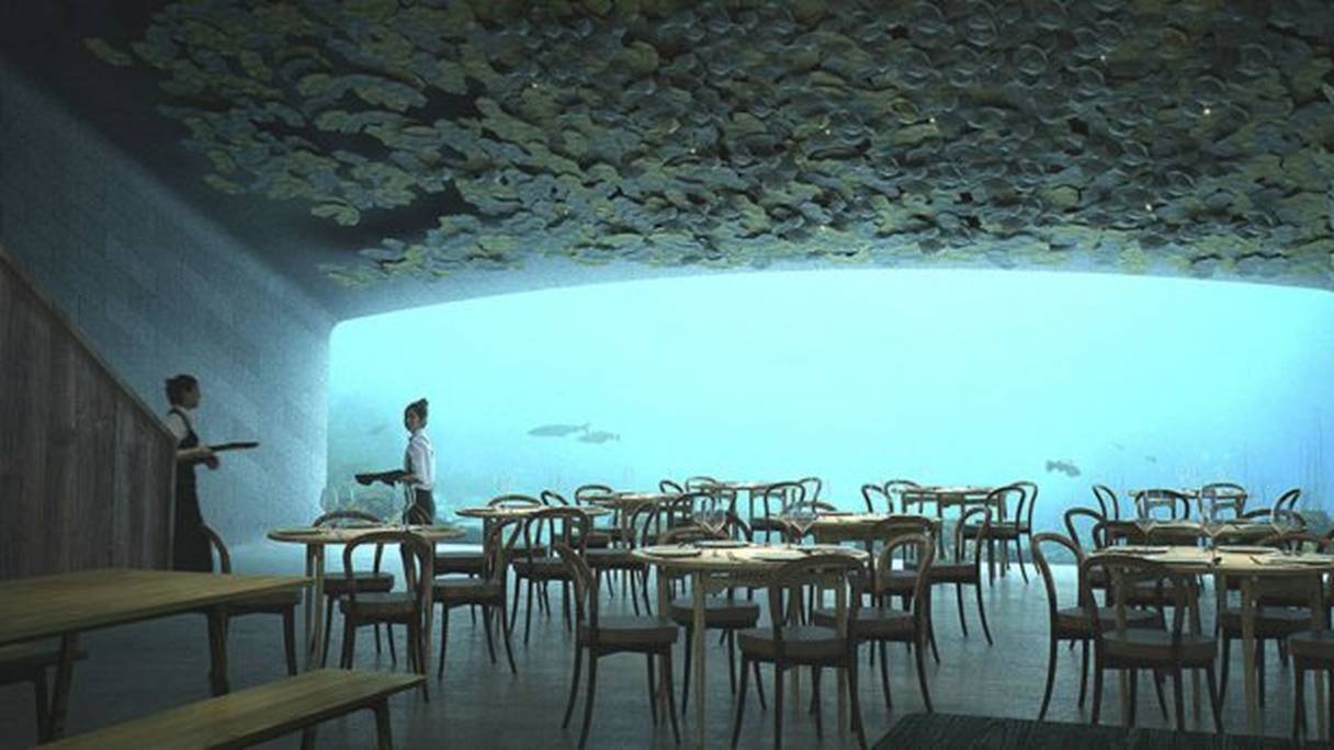 "Under", c'est le nom du premier restaurant sous-marin d'Europe. 

