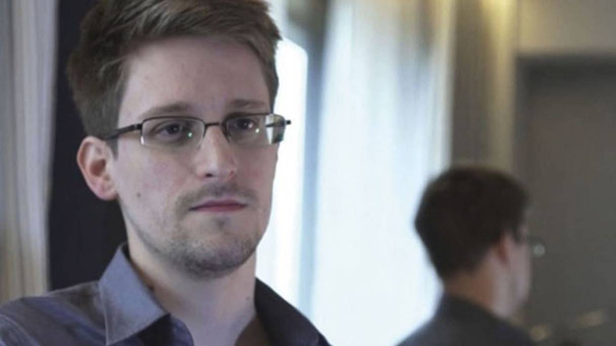 Edward Snowden dans le documentaire "Citizen Four" de Laura Poitras. 
