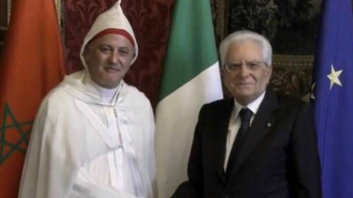Le président italien recevant l'ambassadeur du Roi Mohammed VI, M. Youssef Balla. 
