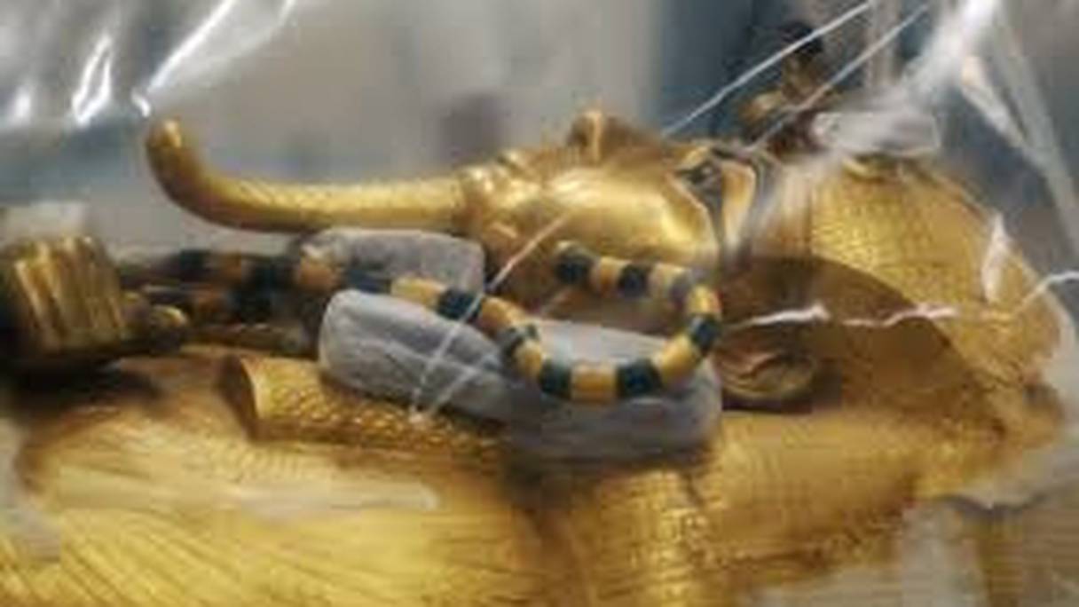 Le sarcophage du pharaon sera exposé avec d'autres objets en lien avec Toutânkhamon fin 2020, dans un nouveau musée. 
