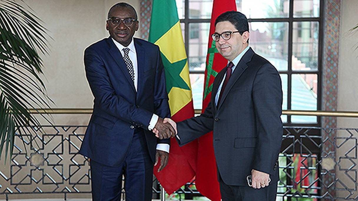 Le ministre des Affaires étrangères et de la coopération internationale, Nasser Bourita et son homologue sénégalais, Sidiki Kaba, vendredi 19 janvier 2018 à Rabat.
