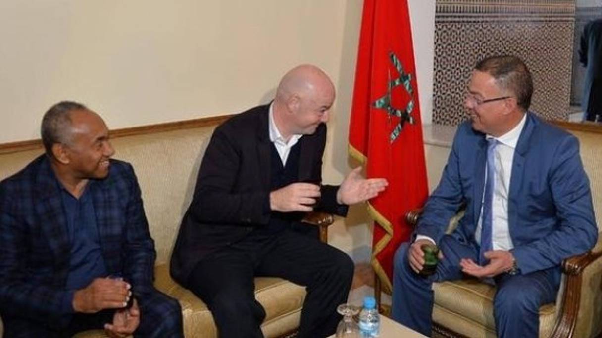 Ahmad Ahmad, Gianni Infantino et Fouzi Lekjaa, respectivement présidents de la CAF, de la FIFA et de la FRMF.
