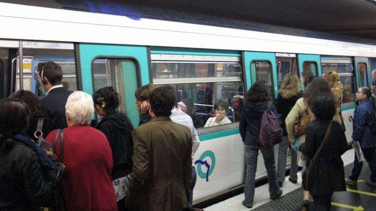La ligne 13 du métro de Paris est la plus fréquentée du réseau RATP. 
