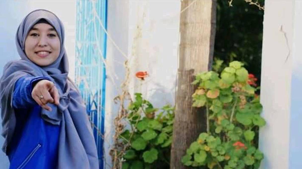 La Marocaine Fatima-Zahrae Mrabet a remporté le premier prix dans la catégorie de psalmodie du Coran "toutes nationalités-femmes".
