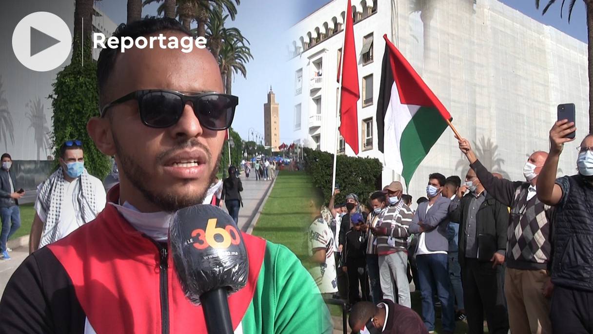 Le sit-in de solidarité avec le peuple palestinien s'est déroulé pacifiquement devant le siège du Parlement à Rabat, ce samedi 15 mai 2021.
