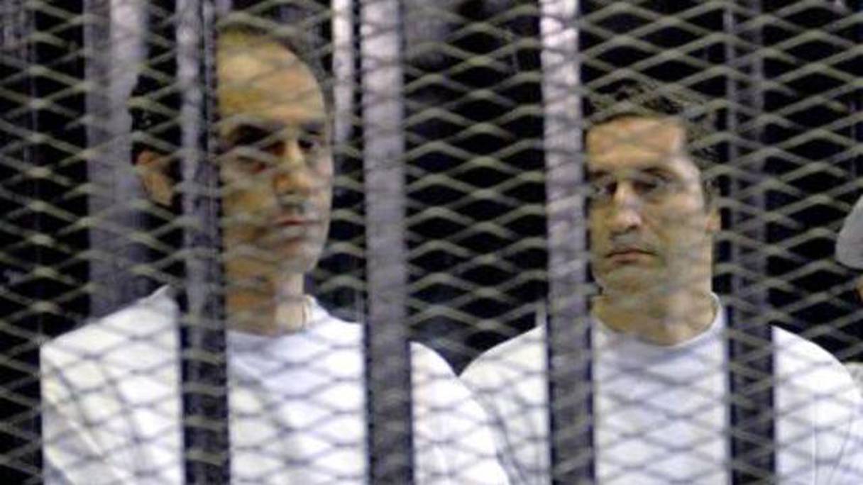 Gamal et Alaa Moubarak ont été condamnés en mai à trois ans de prison pour avoir détourné plus de 10 millions d'euros (111 MDH env.).
