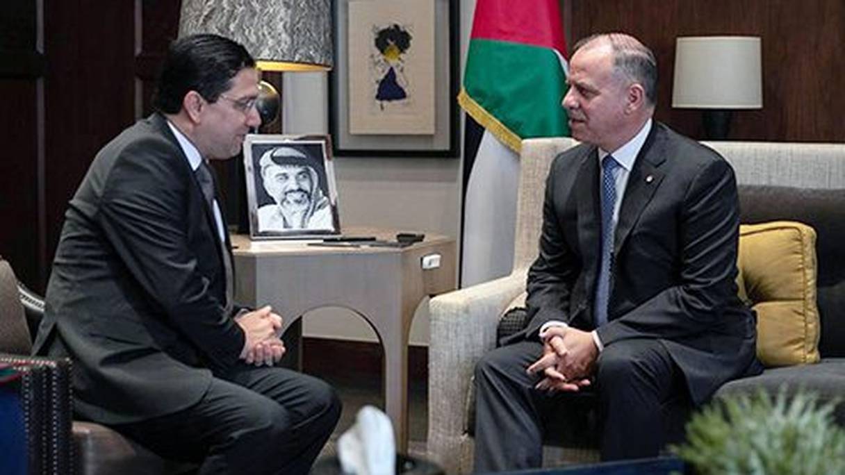 Le MAECI Nacer Bourita avec le prince Fayçal ben Al-Hussein, vice-roi de Jordanie.

