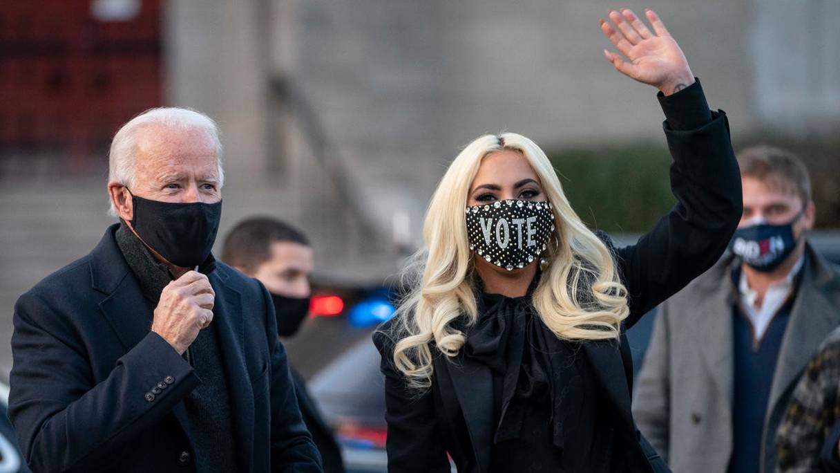 Joe Biden et Lady Gaga le 2 novembre 2020 à Pittsburg, en Pennsylvanie.
