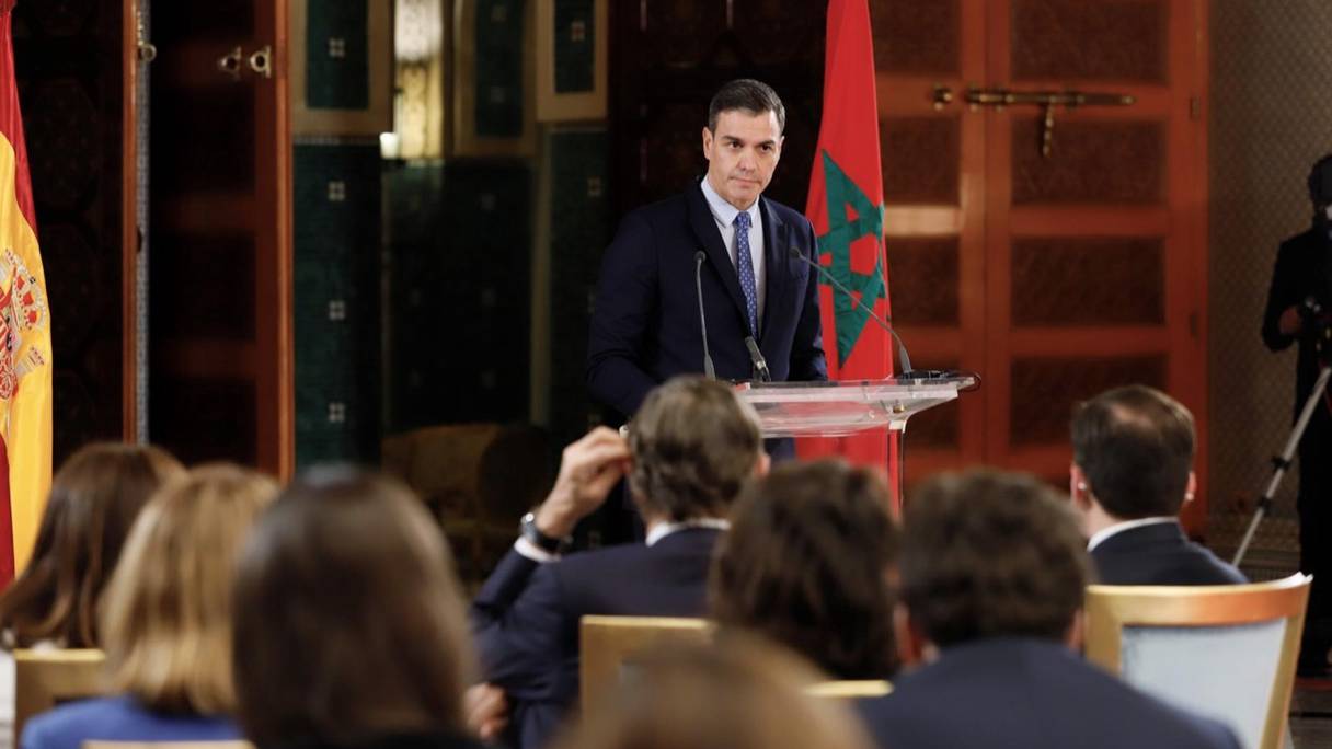 Conférence de presse du président du Gouvernement espagnol Pedro Sanchez, le 7 avril 2022 à Rabat.
