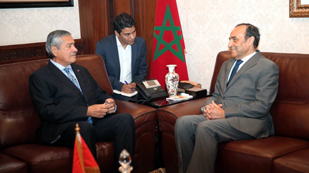 Fernando Meza, président du Parlement andin et Habib El Malki, président de la Chambre des représentants.
