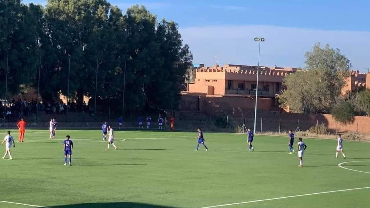 Le match entre le Club sportif municipal de Ouarzazate et Mouloudia Dakhla en division amateur fait polémique.
