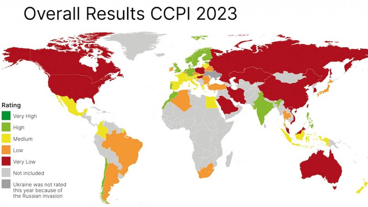 Selon le «Climate Change Performance Index (CCPI)» de 2022, sur un total de 63 pays, le Maroc monte d’une place pour se hisser au 7e rang mondial, se plaçant ainsi parmi les 10 pays les plus performants dans la lutte contre le changement climatique en 2022. 
