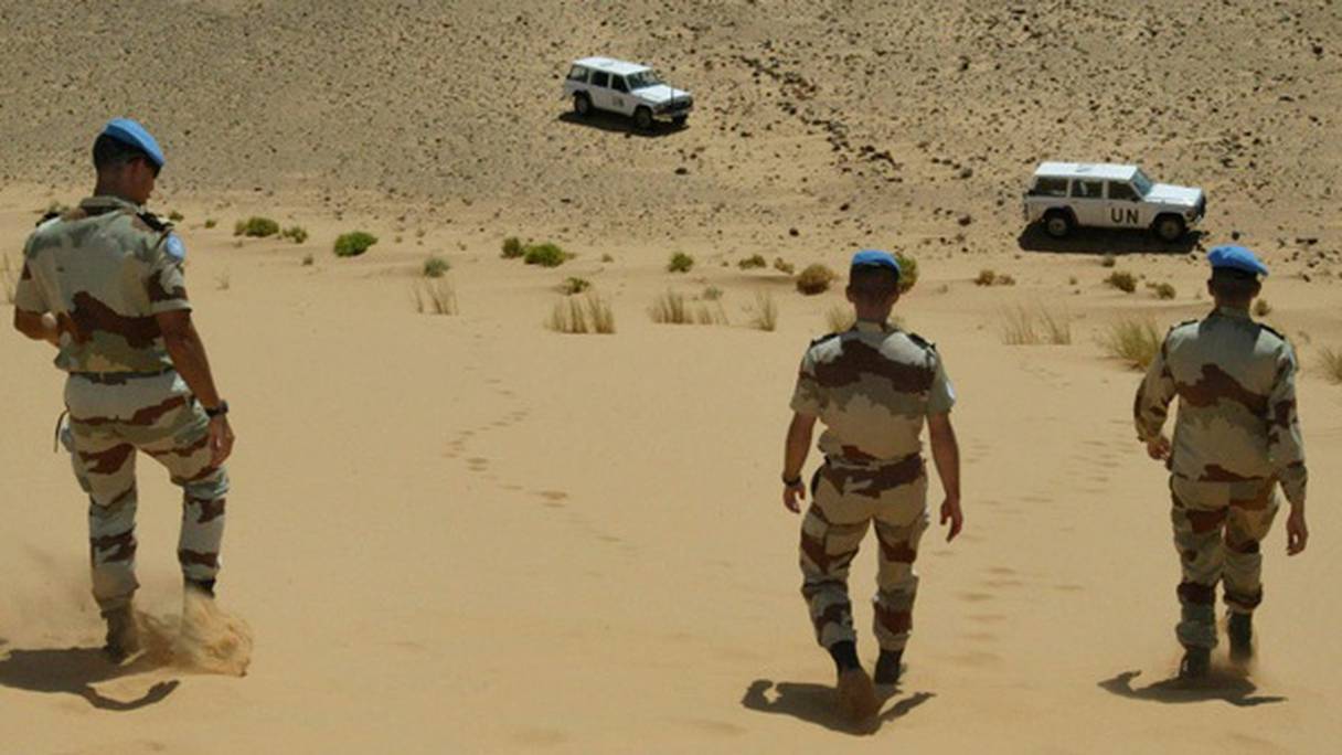 Des éléments de la MINURSO déployés au Sahara.
