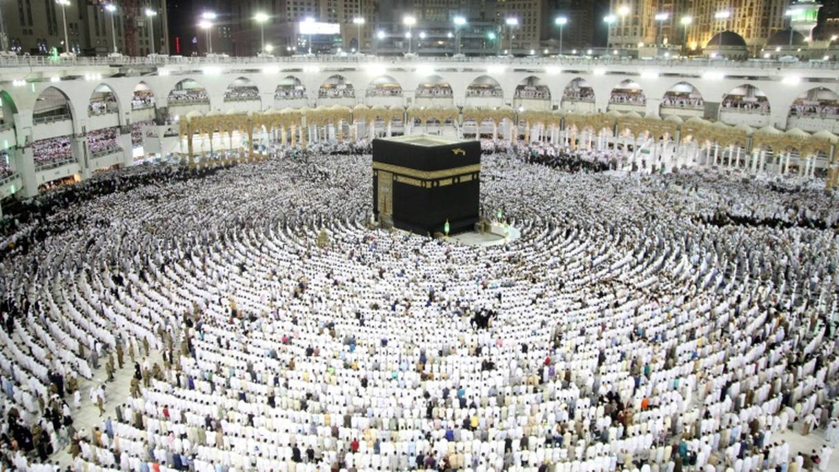 Des pèlerins musulmans à la Grande Mosquée de La Mecque, le 23 juin 2017, en Arabie saoudite.
