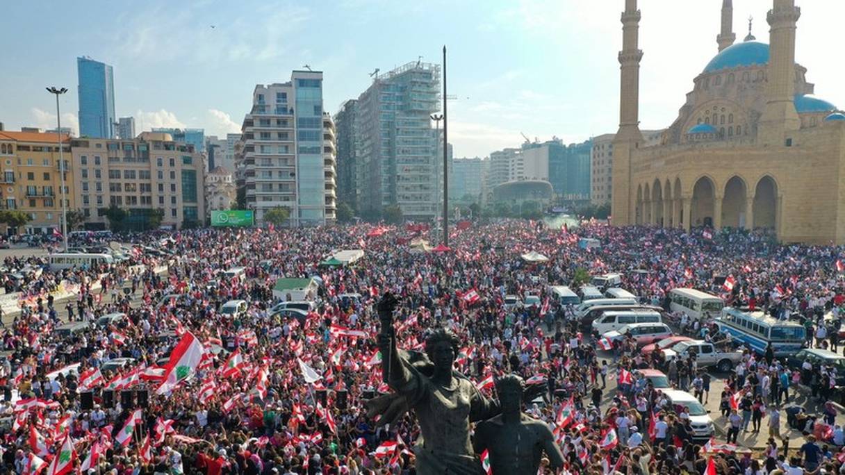Le Liban est entré jeudi dans sa deuxième semaine d'un soulèvement populaire inédit.
