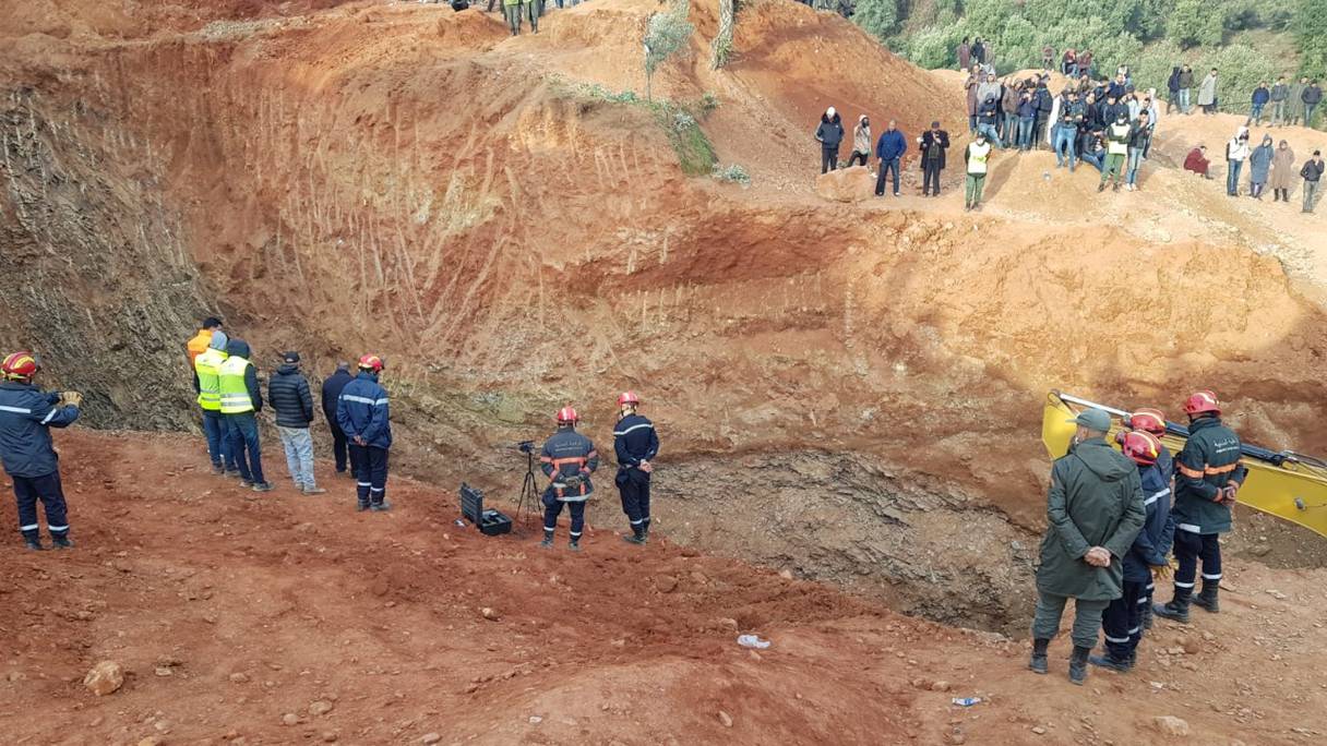 Alors que Rayan est coincé à 32 mètres sous terre depuis le mardi 1er février 2022, l'opération de sauvetage entame sa dernière ligne droite, le vendredi 4 février 2022 aux alentours de midi. L'enfant de cinq ans est coincé au fond d'un puits depuis quatre jours. 

