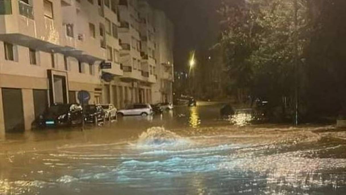 Des rues inondées à Agadir.
