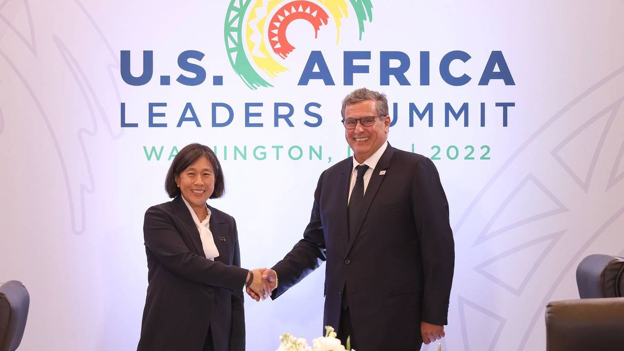 Le chef du gouvernement, Aziz Akhannouch, et la représentante américaine au Commerce, Katherine Tai, lors du Sommet des dirigeants États-Unis-Afrique, organisé du 13 au 15 décembre 2022, à Washington.
