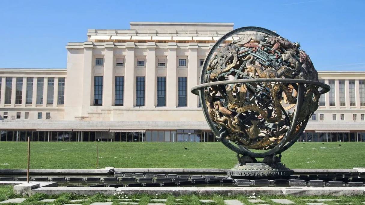 L'Office des Nations Unies, à Genève. 
