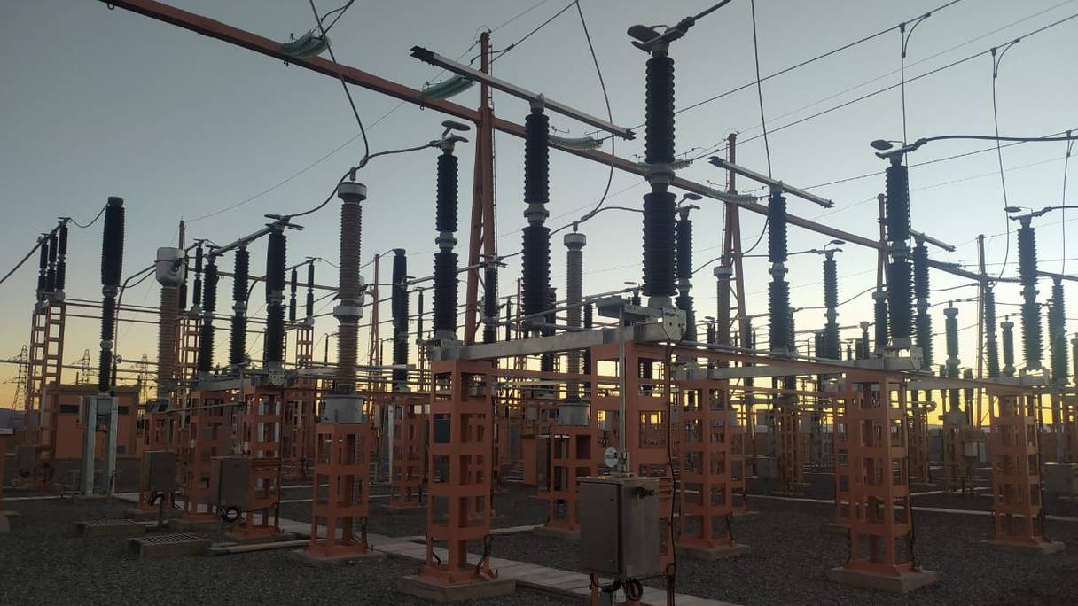 Le poste électrique à Agdz, d'une puissance de 2x70 MVA, mis en service par l'ONEE le 2 janvier 2022.
