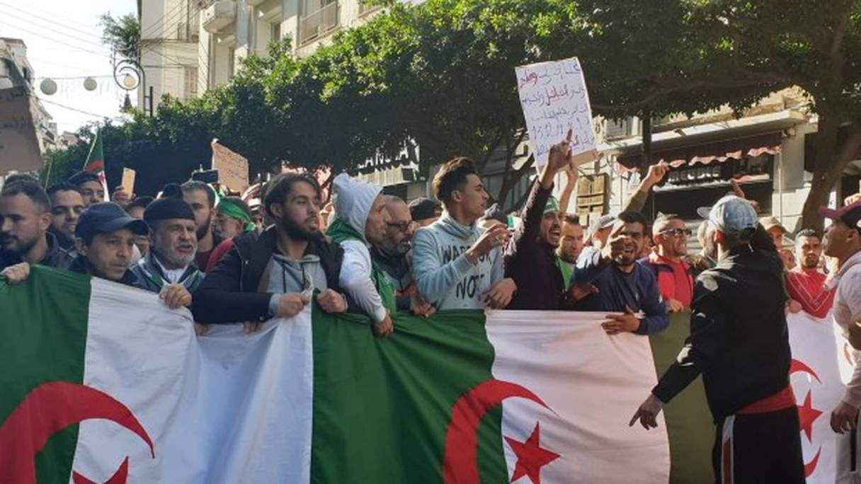 Grève des enseignants algériens.
