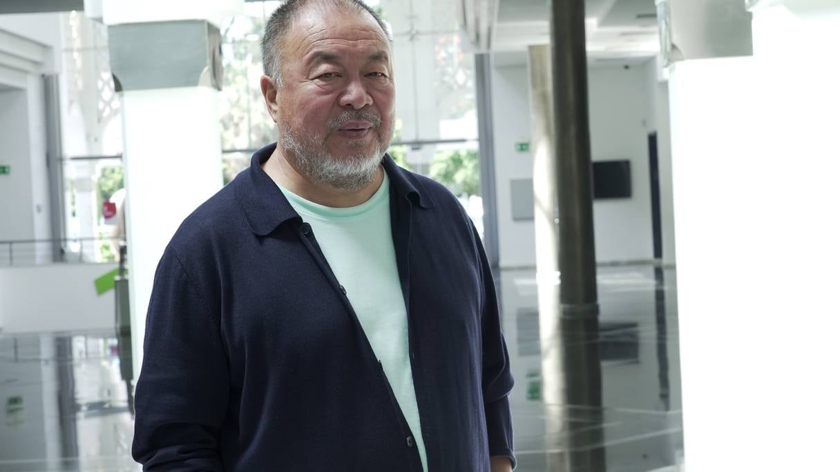 L'artiste chinois Ai Weiwei au Musée Mohammed VI d'art moderne et contemporain, le 25 avril 2023 à Rabat, au Maroc.