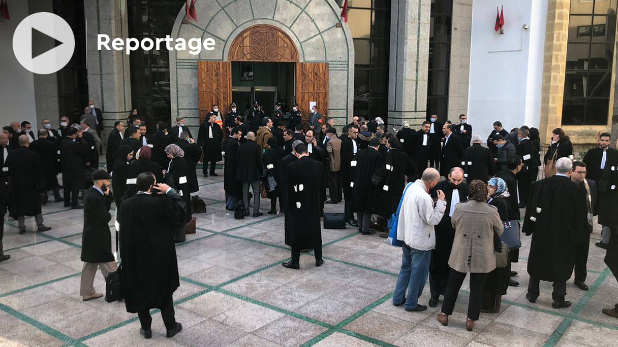 Les avocats du barreau de Tanger s'oppose au pass vaccinal.
