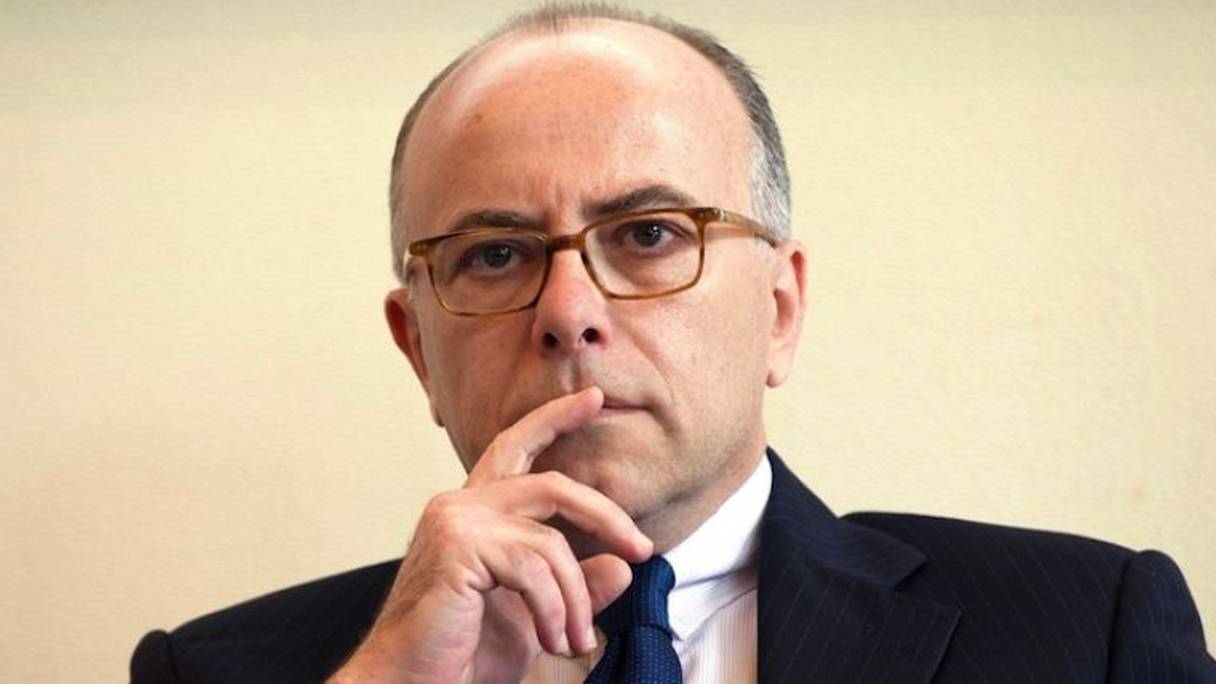 Bernard Cazeneuve, ministre français de l'Intérieur.  
