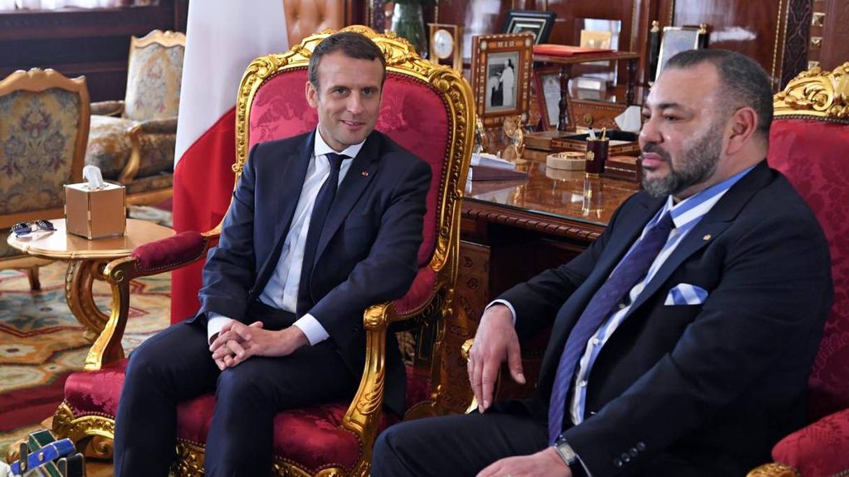 Le roi Mohammed VI et le président français Emmanuel Macron lors de leur entretien, mercredi 14 juin, à Rabat.
