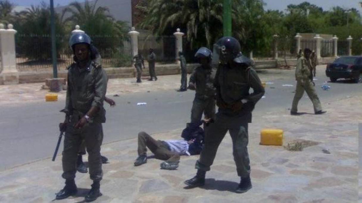La police mauritanienne en action.
