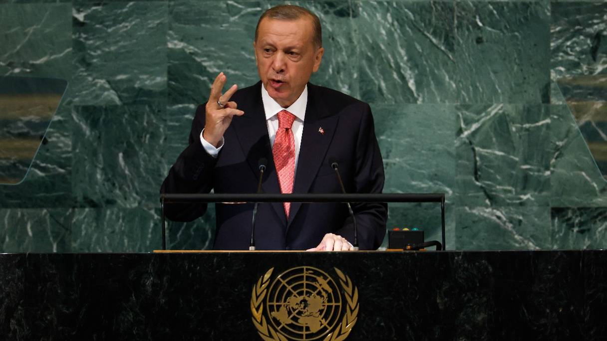 Le président turc Recep Tayyip Erdogan s'exprime lors de la 77e session de l'Assemblée générale des Nations Unies au siège de l'ONU, le 20 septembre 2022, à New York.
