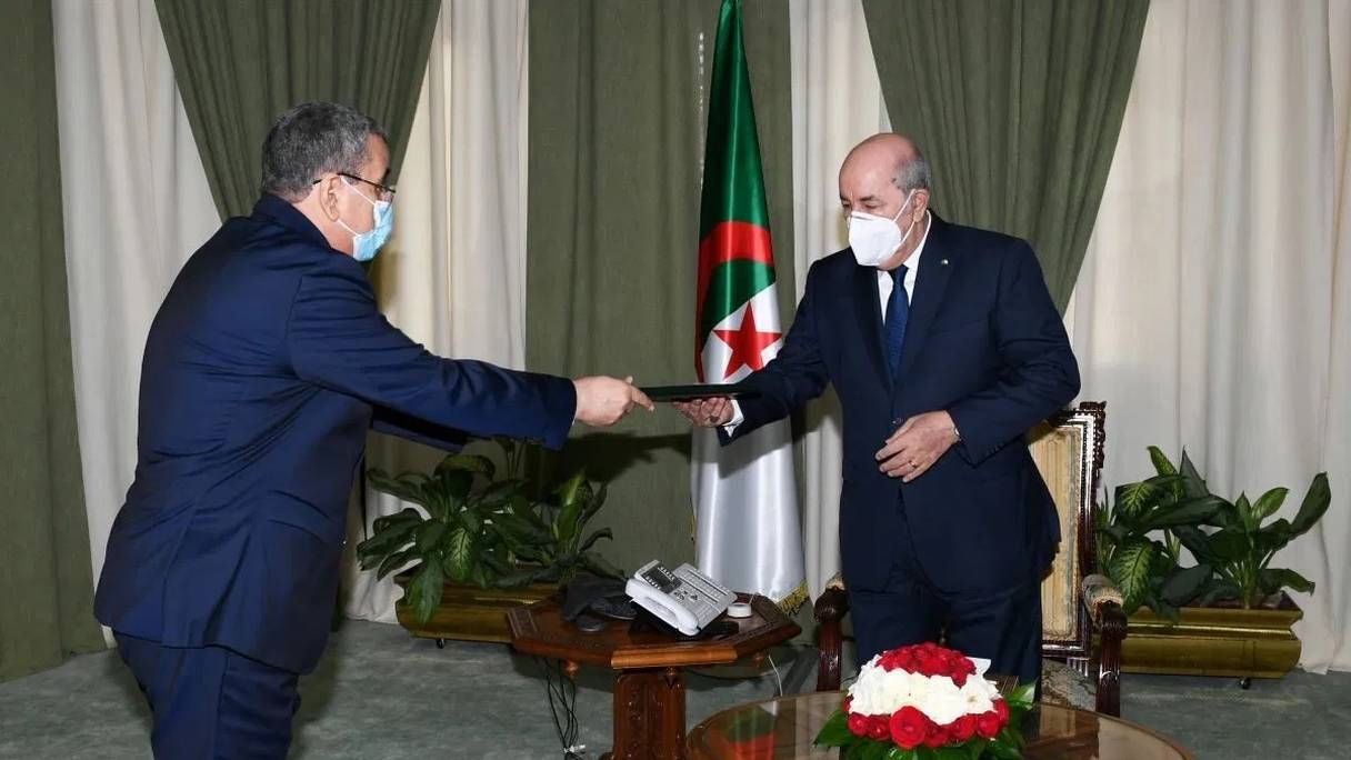 Abdelaziz Djerad présente sa démission et celle de son gouvernement au président Abdelatif Tebboune.
