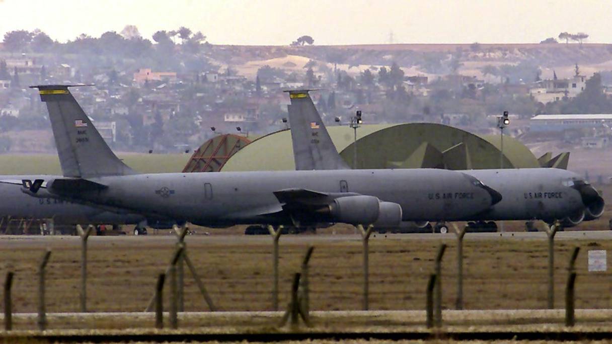 Des avions de l'Armée de l'air américaine sur la base aérienne turque d'Incirlik, en 2005.

