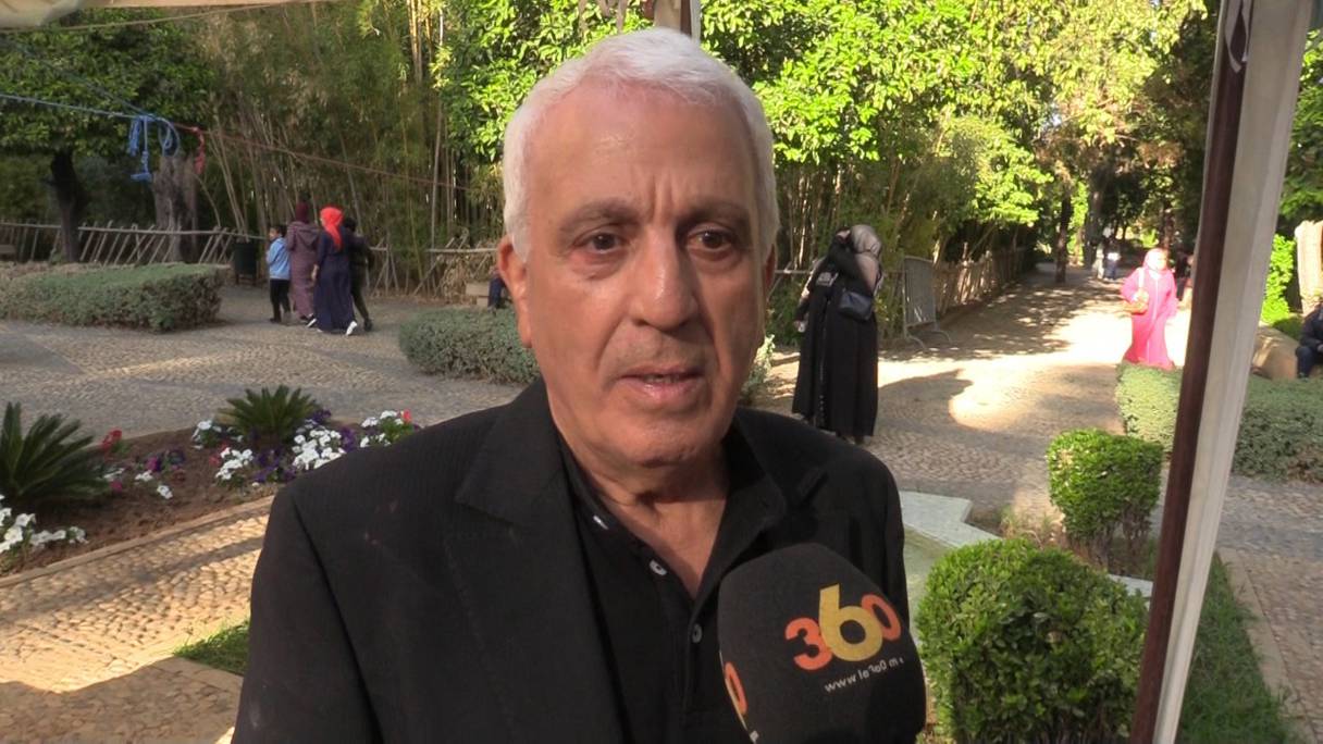 Abdelkader Chaoui est interviewé par Le360 au cours du festival Littératures itinérantes, à Fès, le 1er octobre 2022.

