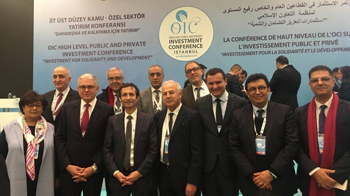 La délégation marocaine prenant part à la conférence de haut niveau de l'OCI à Istnabul
 
